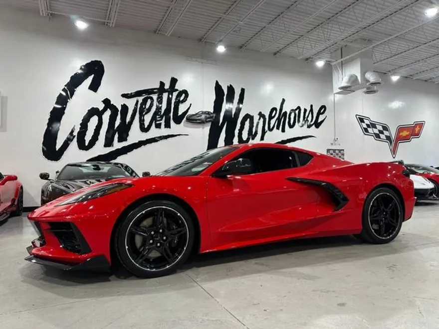 2022 Chevrolet Corvette Coupe 2LT photo 1