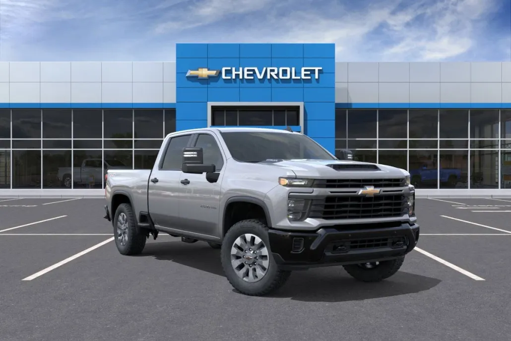 2026 Chevrolet Silverado 2500HD Custom photo 1