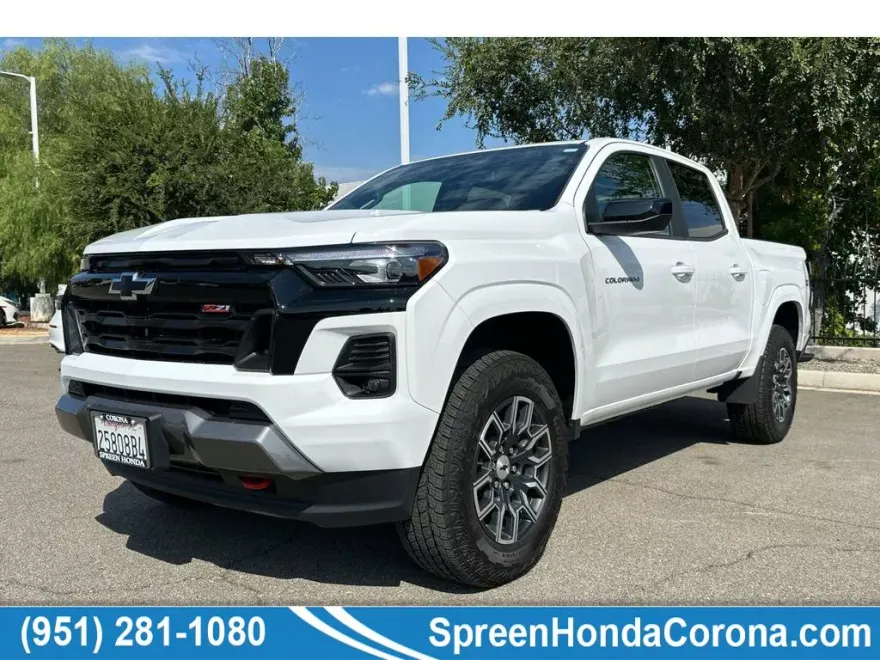 2024 Chevrolet Colorado Z71 photo 1