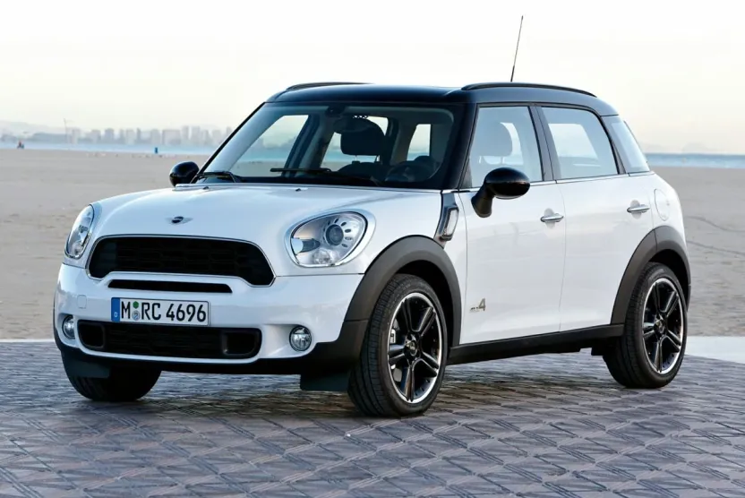 2014 Mini Cooper S ALL4 photo 1
