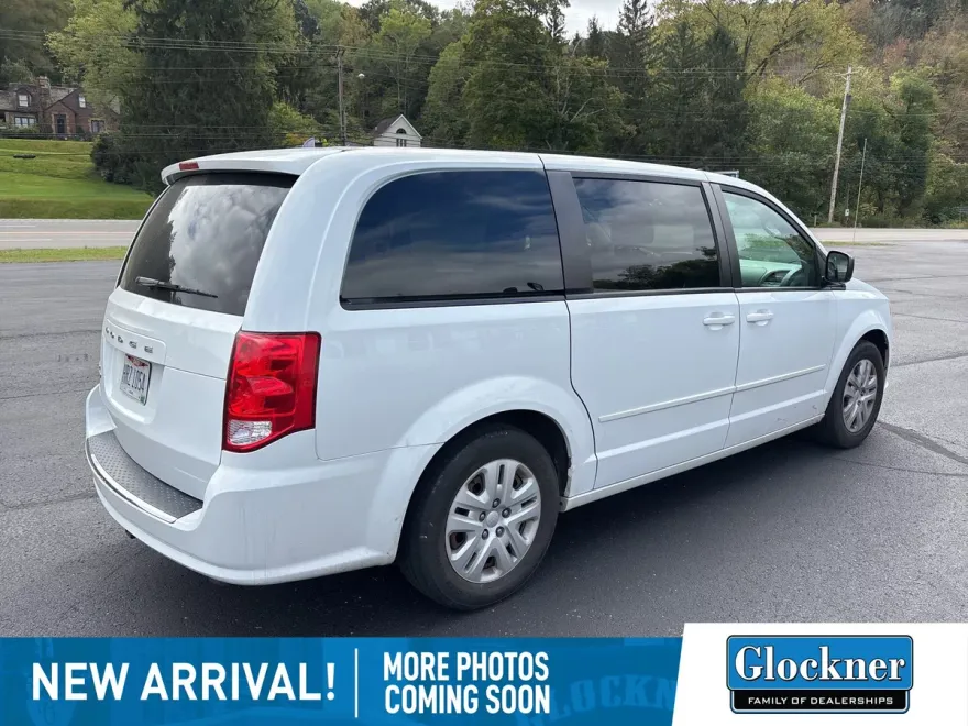 2015 Dodge Grand Caravan SE photo 1
