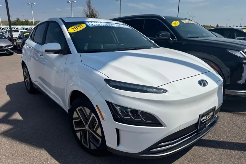 2023 Hyundai Kona Electric Limited photo 1