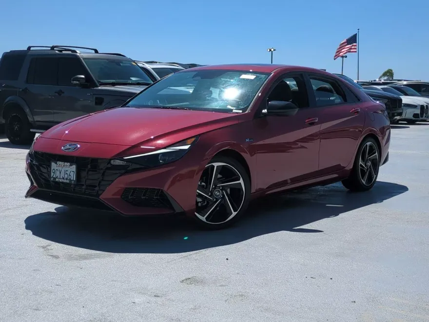2022 Hyundai Elantra N Line photo 1