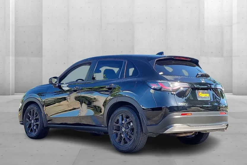 2023 Honda HR-V 2WD Sport photo 1