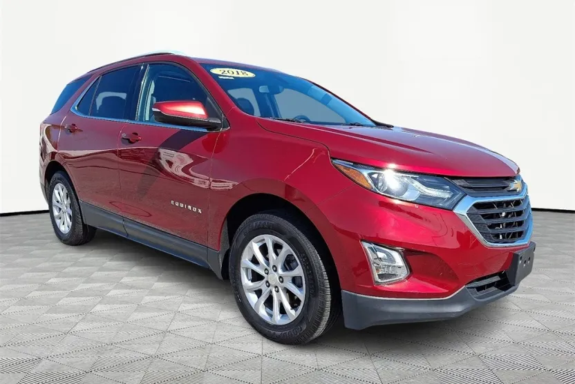 2018 Chevrolet Equinox LT photo 1