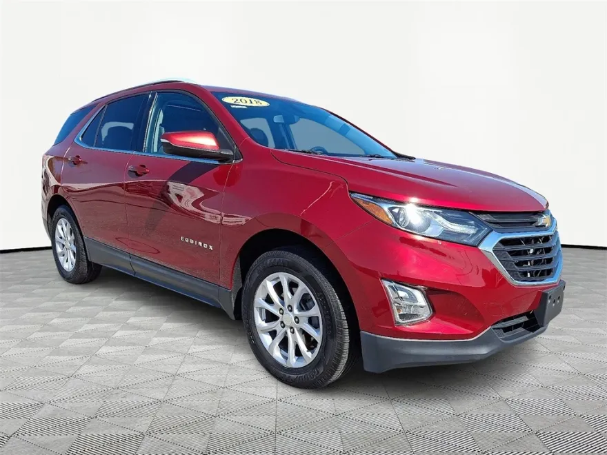 2018 Chevrolet Equinox LT photo 1