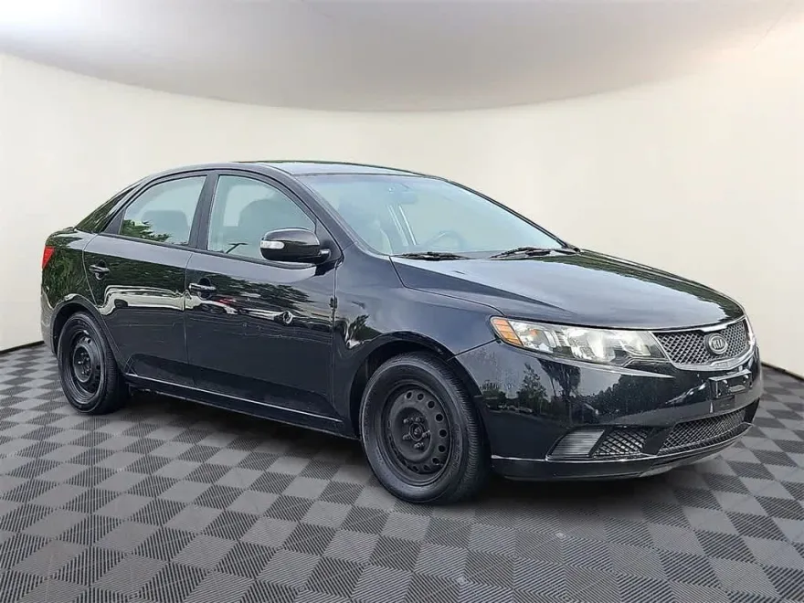 2012 Kia Forte LX photo 1