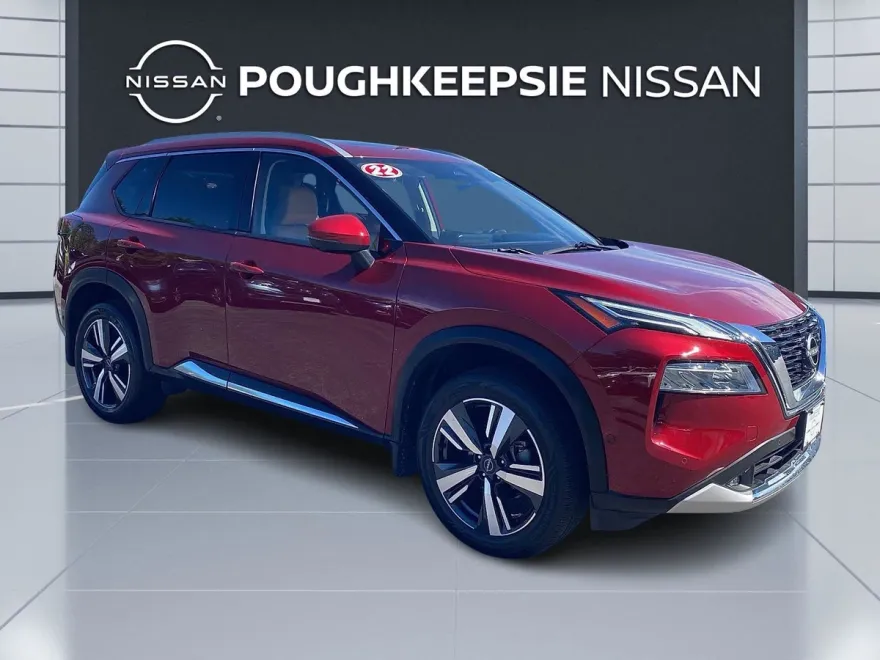 2022 Nissan Rogue Platinum photo 1