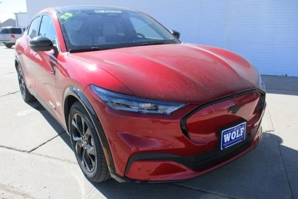 2023 Ford Mustang Mach-E Premium photo 1