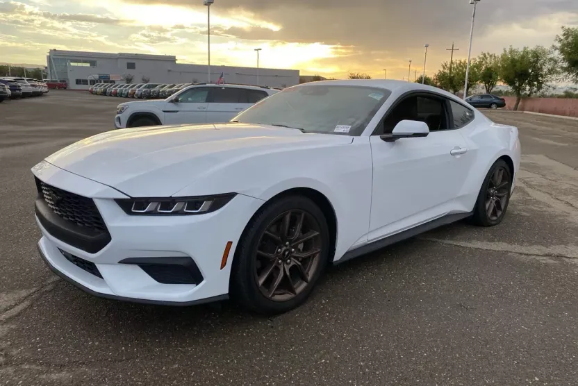 2024 Ford Mustang EcoBoost Premium photo 1