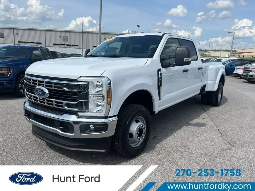 2025 Ford F-350 XLT photo 1