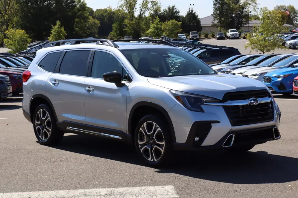 2025 Subaru Ascent Touring photo 1