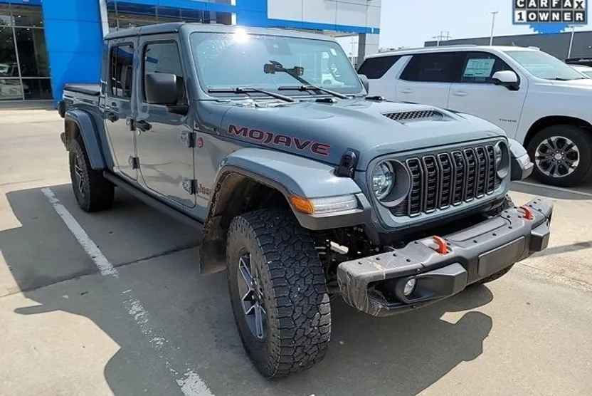 2024 Jeep Gladiator Mojave photo 1