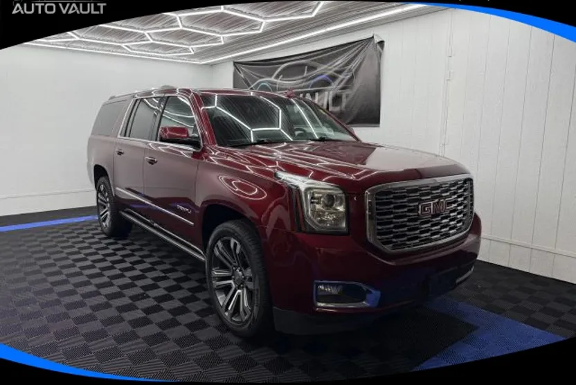 2018 Gmc Yukon XL Denali photo 1