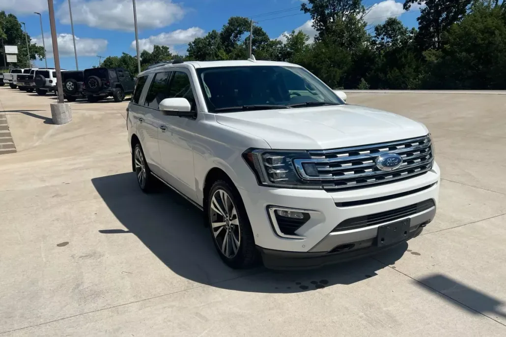 2020 Ford Expedition Limited photo 1