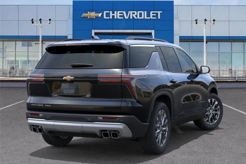 2026 Chevrolet Traverse photo 1