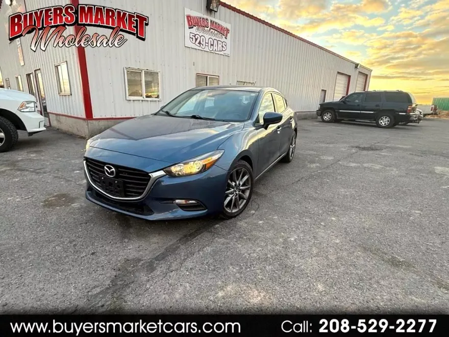 2018 Mazda Mazda3 s Grand Touring photo 1