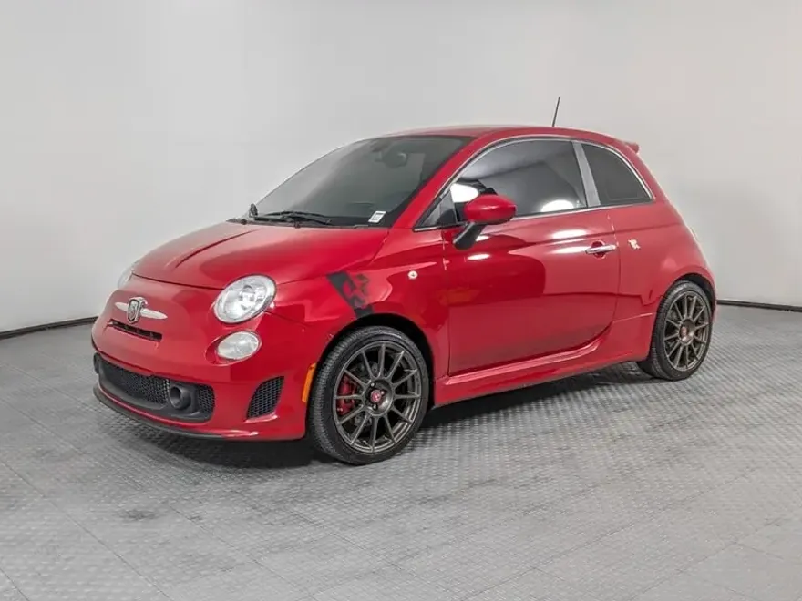 2017 Fiat 500 Abarth photo 1