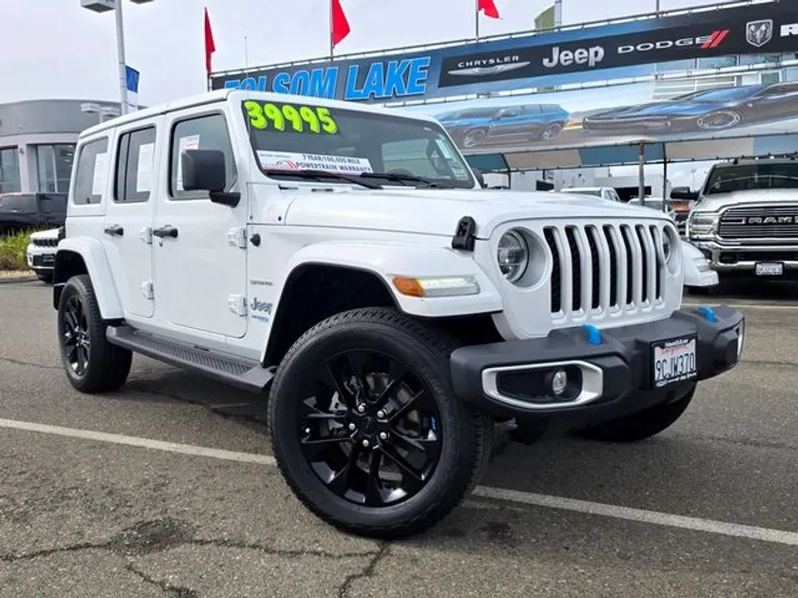 2022 Jeep Wrangler Unlimited Sahara 4xe photo 1