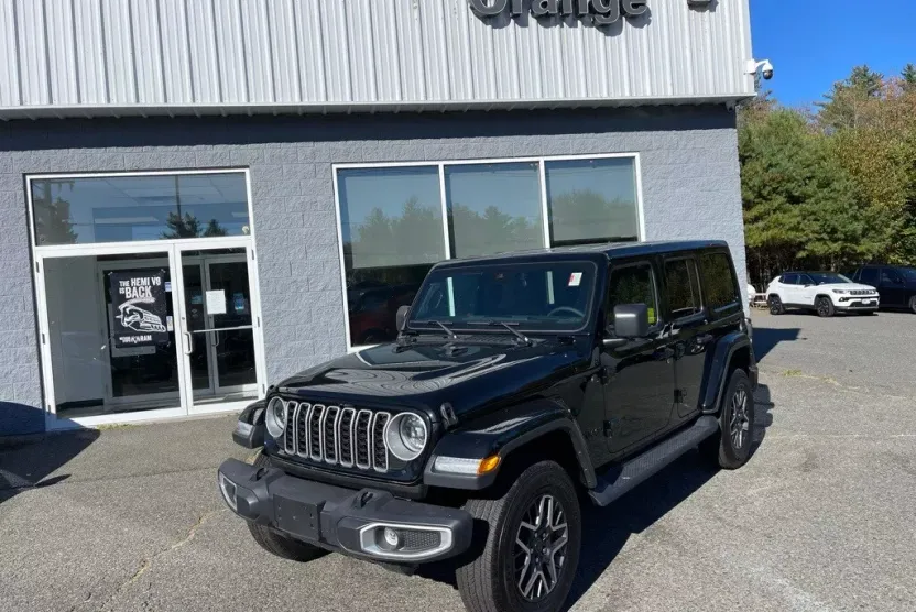2025 Jeep Wrangler Sahara photo 1
