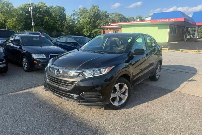 2019 Honda HR-V LX photo 1