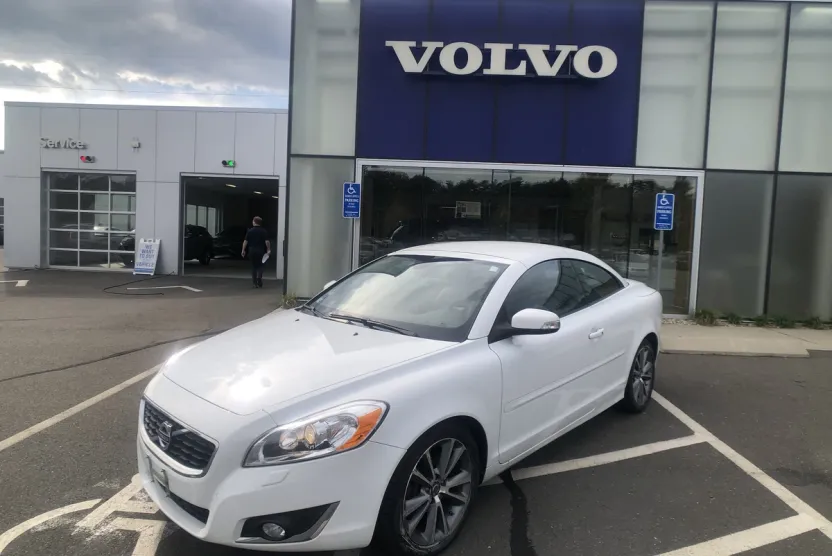 2013 Volvo C70 T5 photo 1