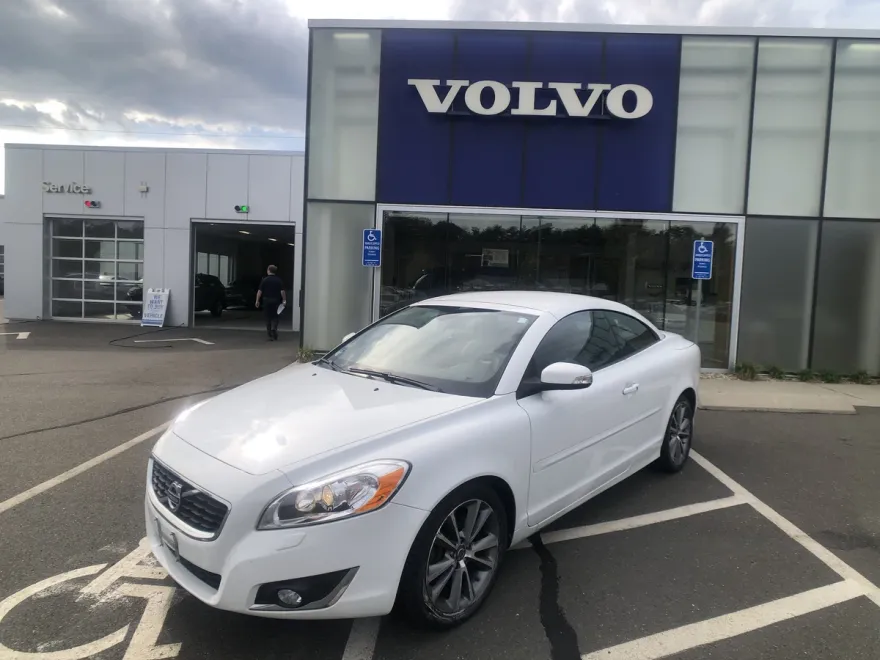 2013 Volvo C70 T5 photo 1