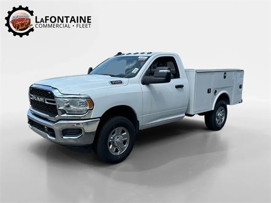 2024 Ram 3500 Tradesman photo 1