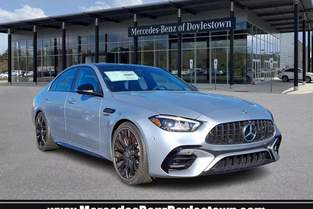 2025 Mercedes Benz C AMG 63 S E PERFORMANCE photo 1