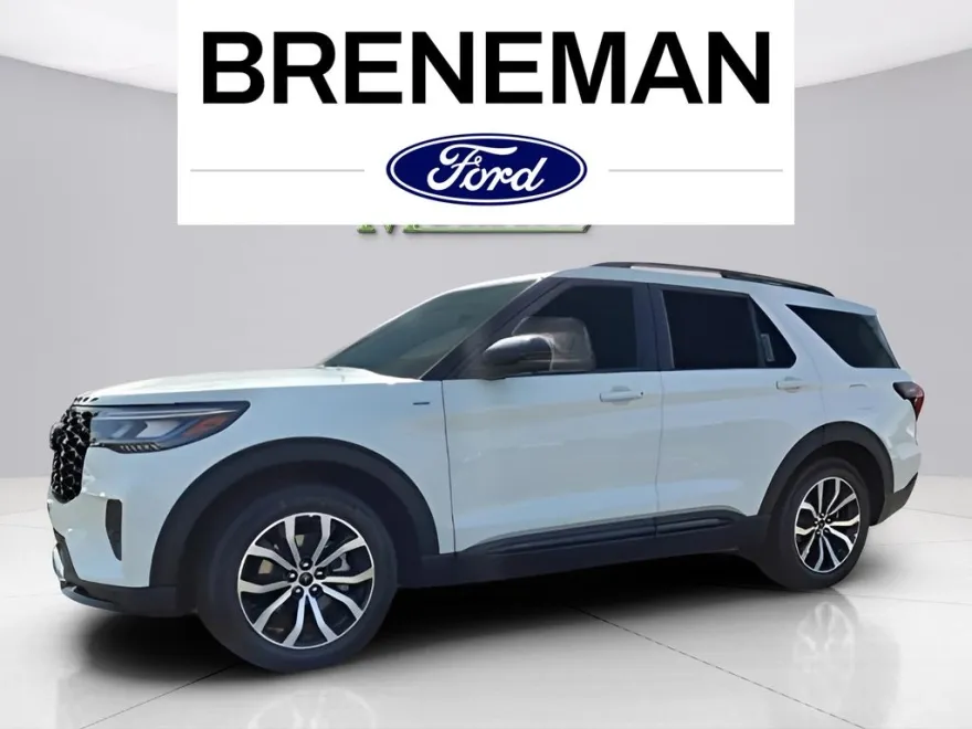 2025 Ford Explorer ST-Line photo 1