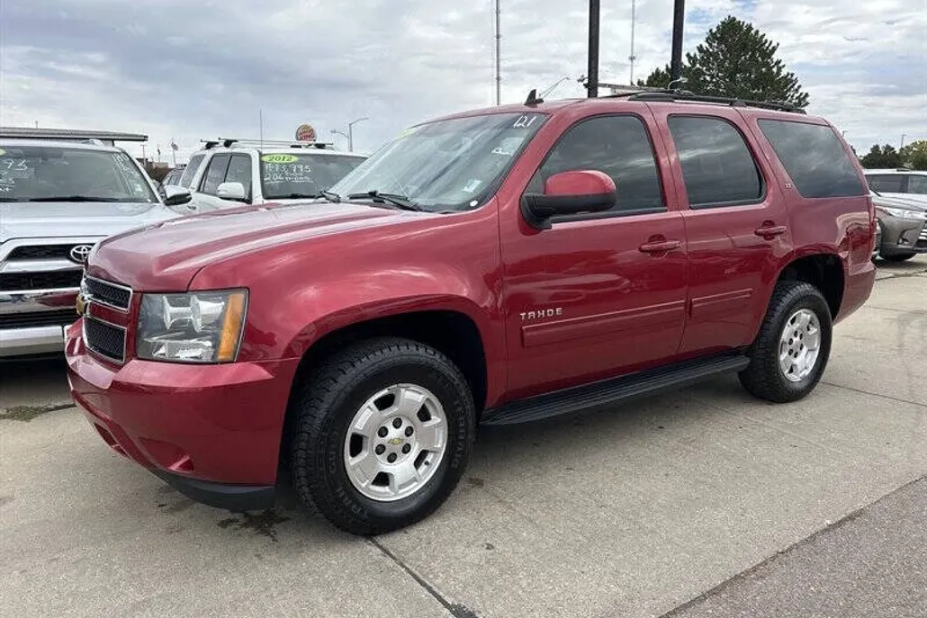 2014 Chevrolet Tahoe LT photo 1