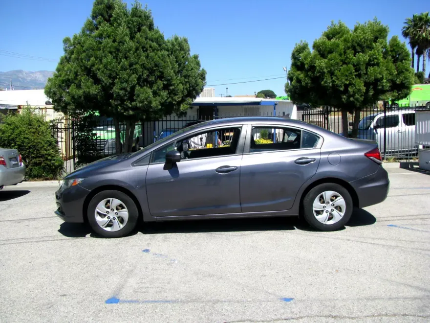 2014 Honda Civic LX photo 1