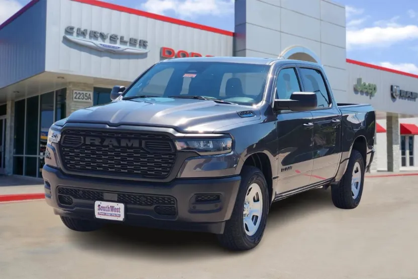 2025 Ram 1500 Tradesman photo 1