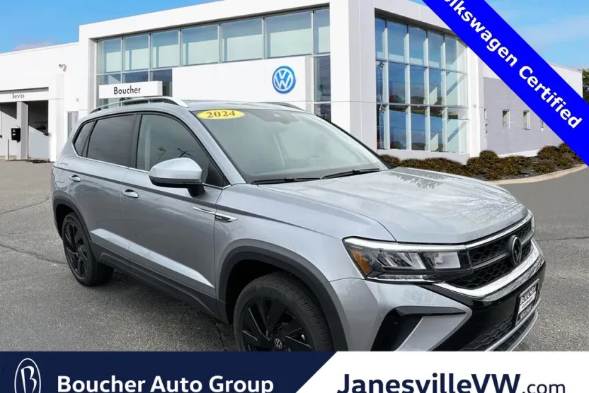 2024 Volkswagen Taos SE photo 1