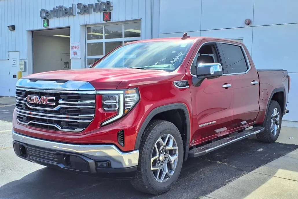 2026 Gmc Sierra 1500 SLT photo 1