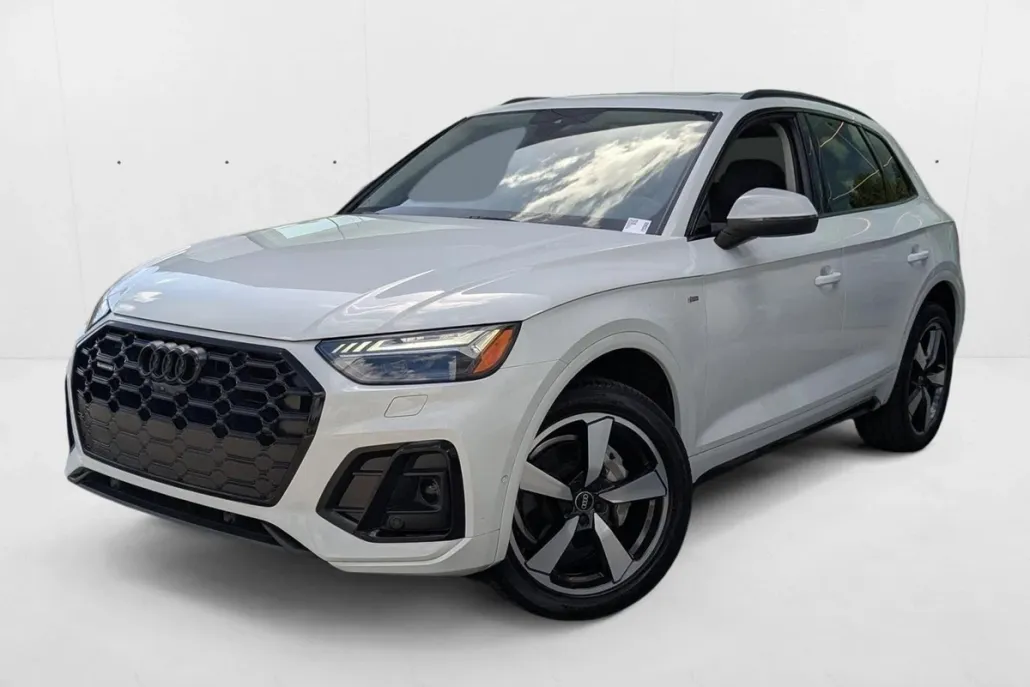 2023 Audi Q5 S line Premium Prestige photo 1