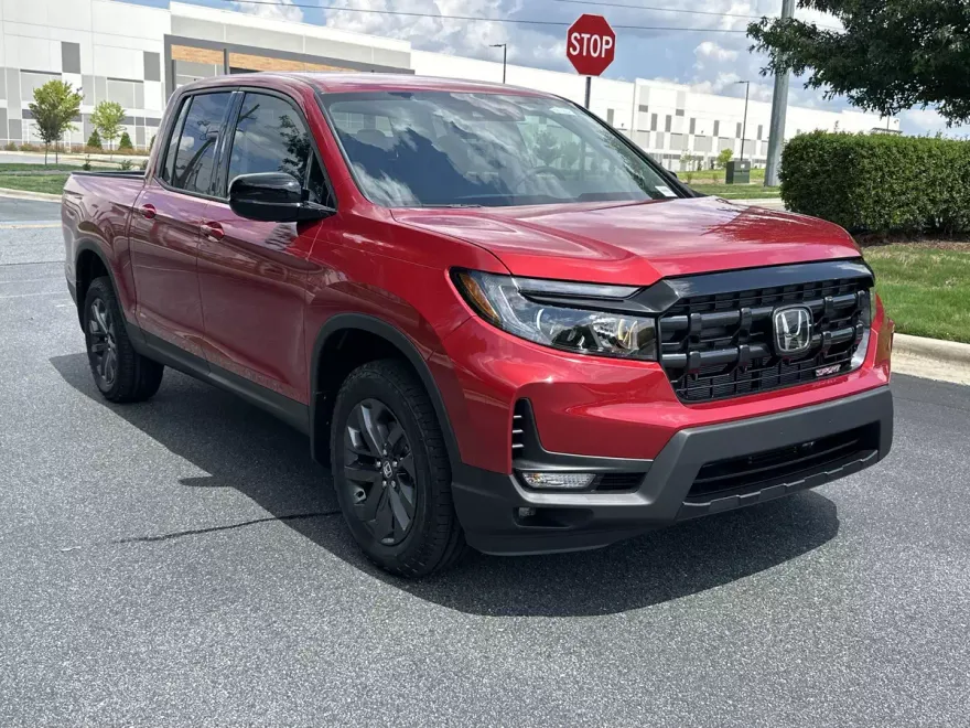 2025 Honda Ridgeline Sport photo 1