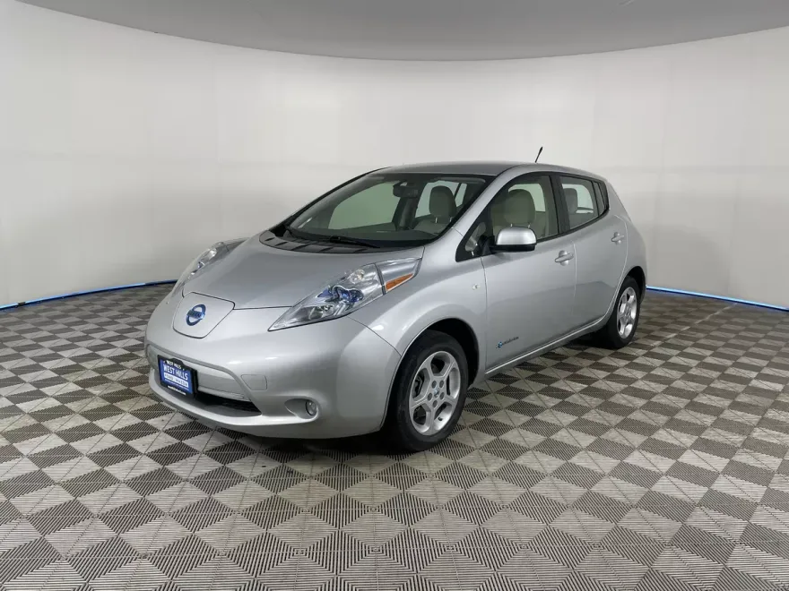 2012 Nissan Leaf SL photo 1