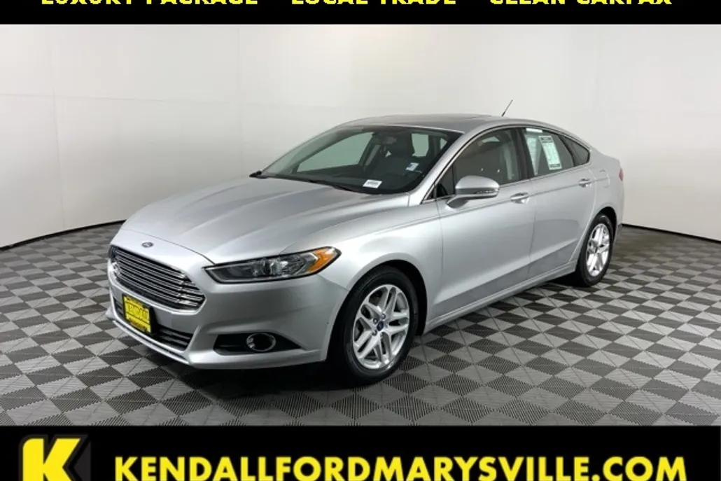 2016 Ford Fusion SE photo 1