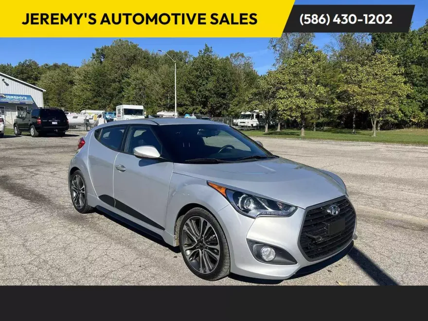 2016 Hyundai Veloster Turbo photo 1