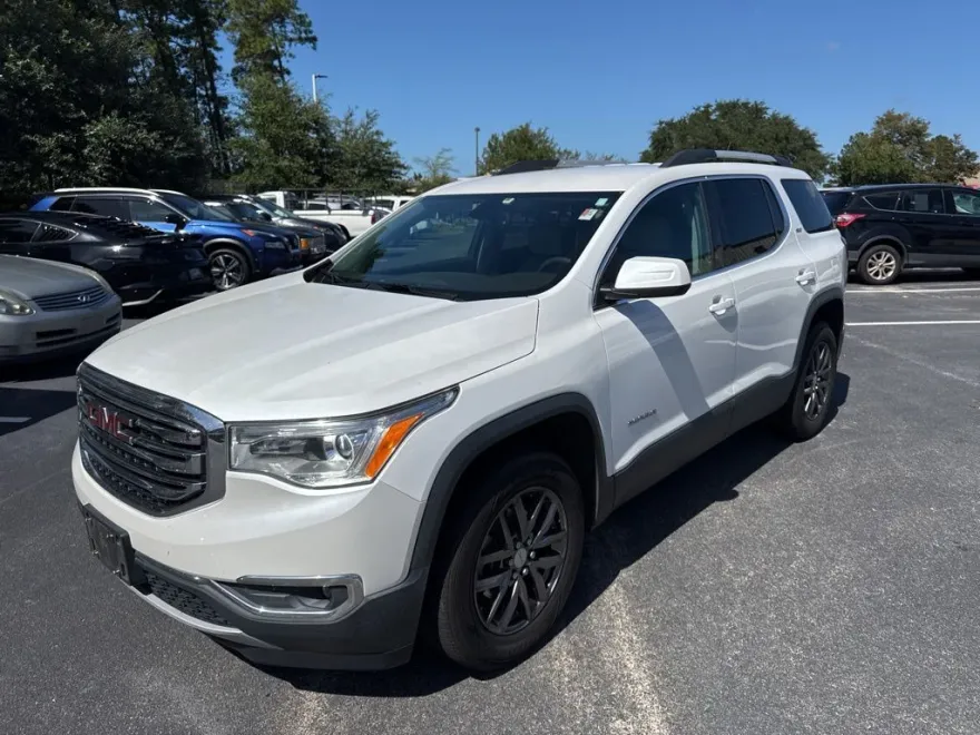 2017 Gmc Acadia SLT photo 1