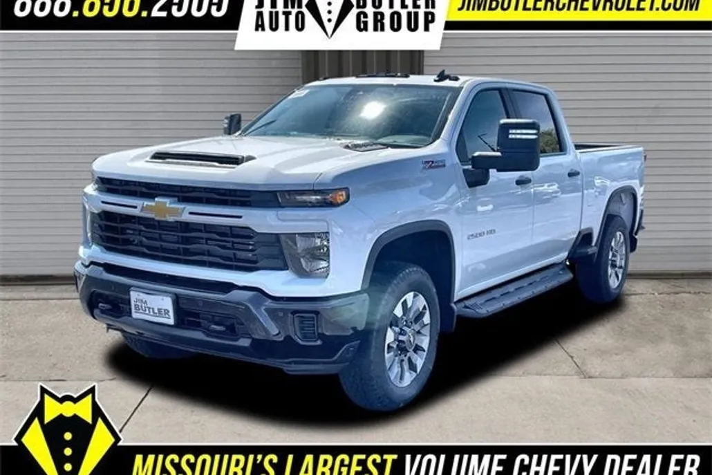 2025 Chevrolet Silverado 2500HD Custom photo 1
