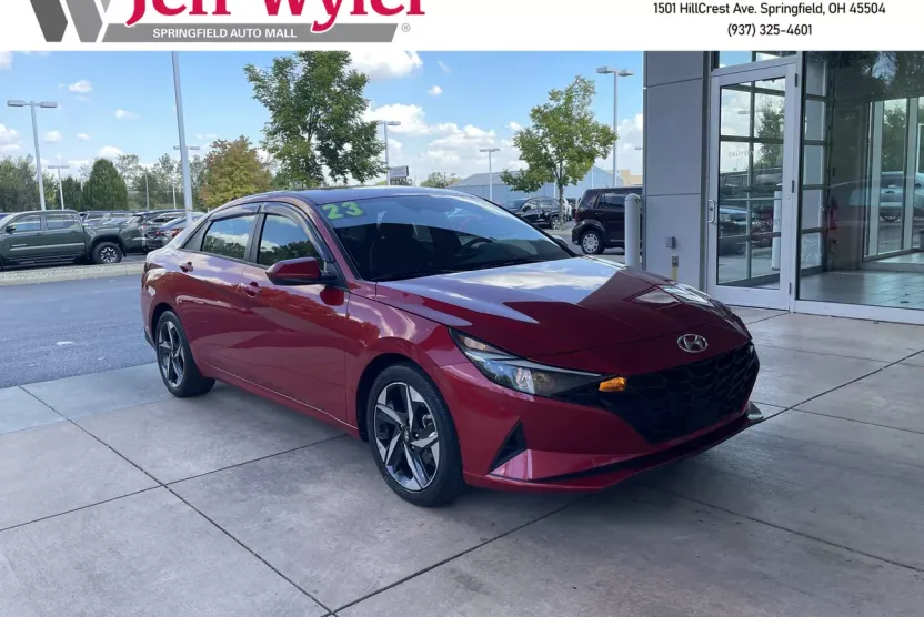 2023 Hyundai Elantra SEL Convenience photo 1