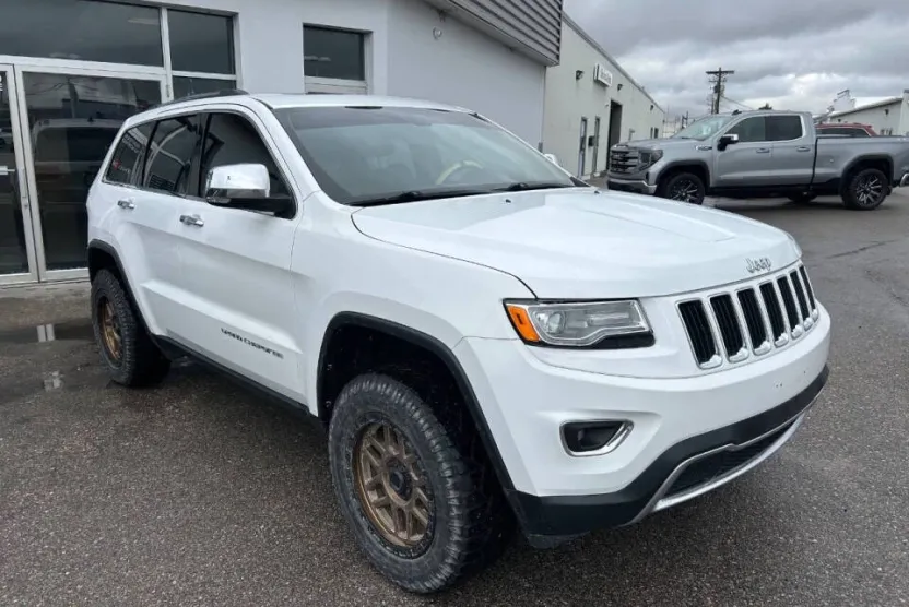 2015 Jeep Grand Cherokee Limited photo 1