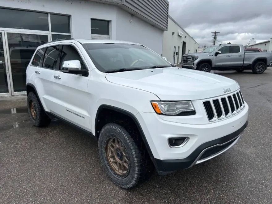 2015 Jeep Grand Cherokee Limited photo 1