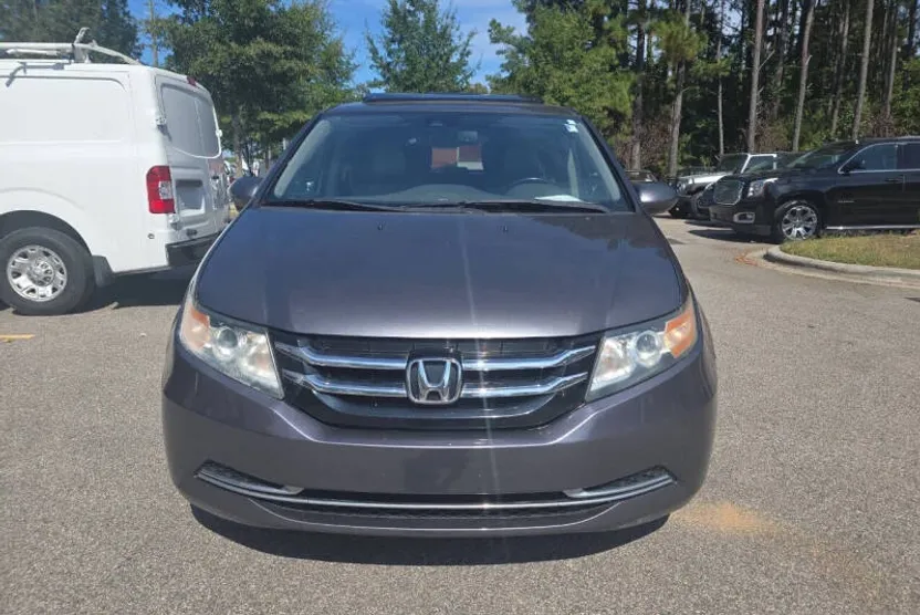 2015 Honda Odyssey EX-L photo 1