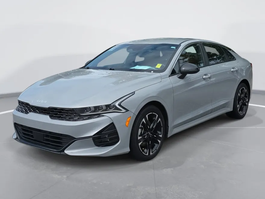 2024 Kia K5 GT-Line photo 1
