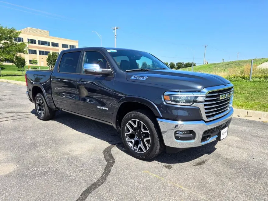 2025 Ram 1500 Laramie photo 1
