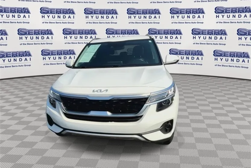 2023 Kia Seltos S photo 1