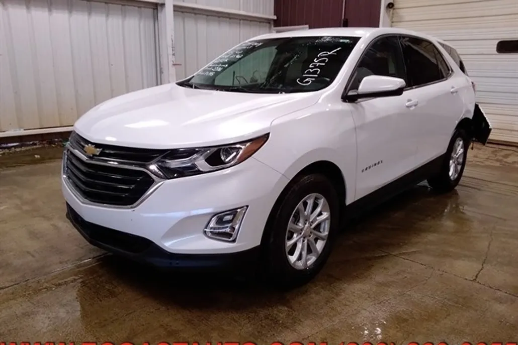 2019 Chevrolet Equinox LT photo 1